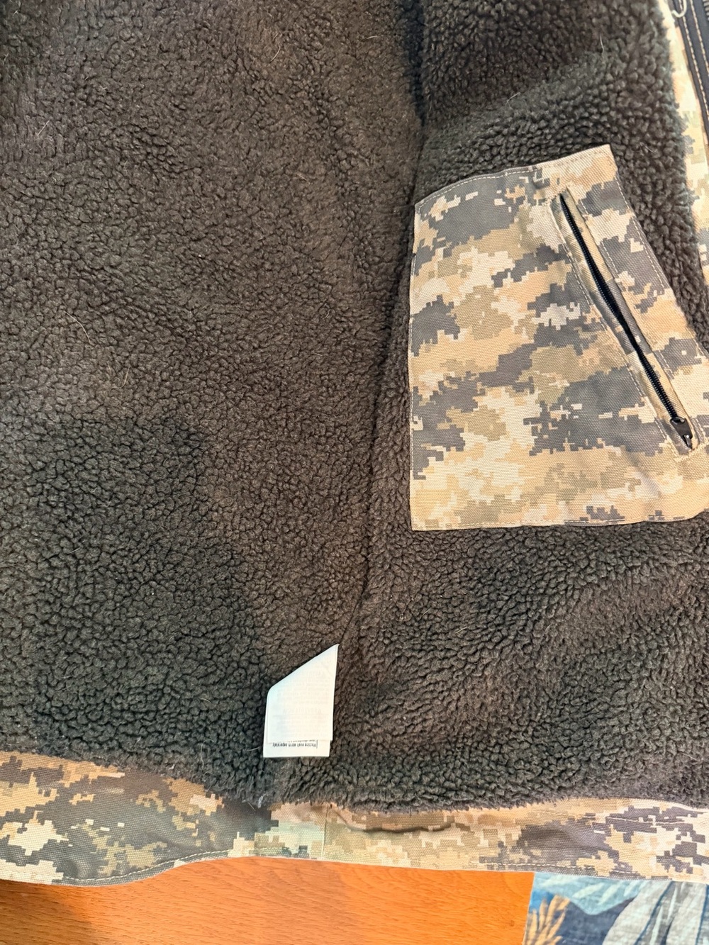 Carhartt Men's digital Camo Hooded Work Jacket in Olive/Tan - Picture 10 of 10